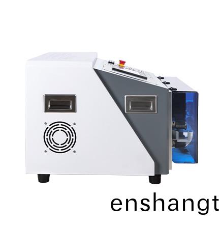 電腦裁(cai)線(xian)剝皮(pi)機